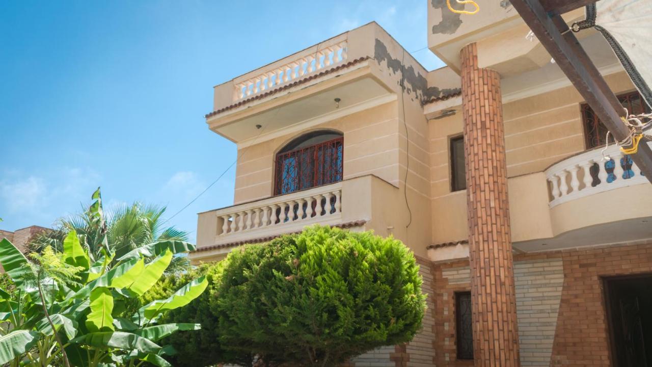4 Bedroom Superior Family With Private Pool, 5 Min From Abu Talat فيلة *